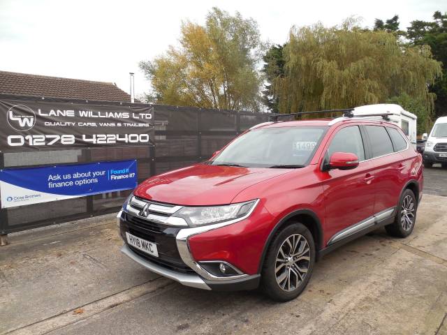 Mitsubishi Outlander 2.2 DI-D Keiko 5dr Auto Estate Diesel Red